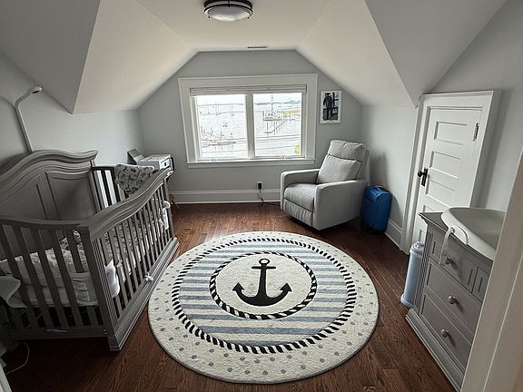 4th image of 47 Seaview Ave APT 3