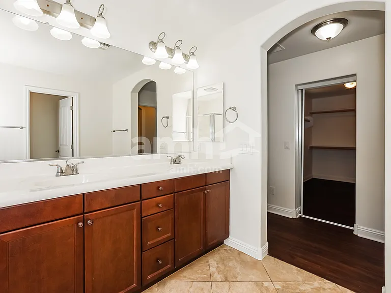 3470 E Orchid Ln — Photo 12