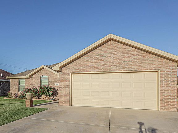 3rd image of 10404 Iola Ave