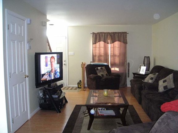 5th image of 124 Creekside Ct