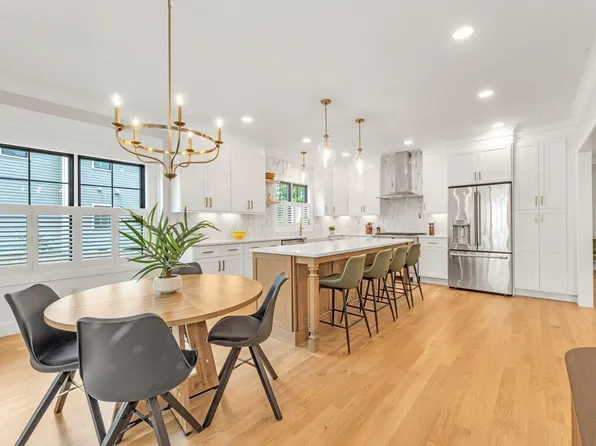 12 Allandale St, Jamaica Plain, MA 02130