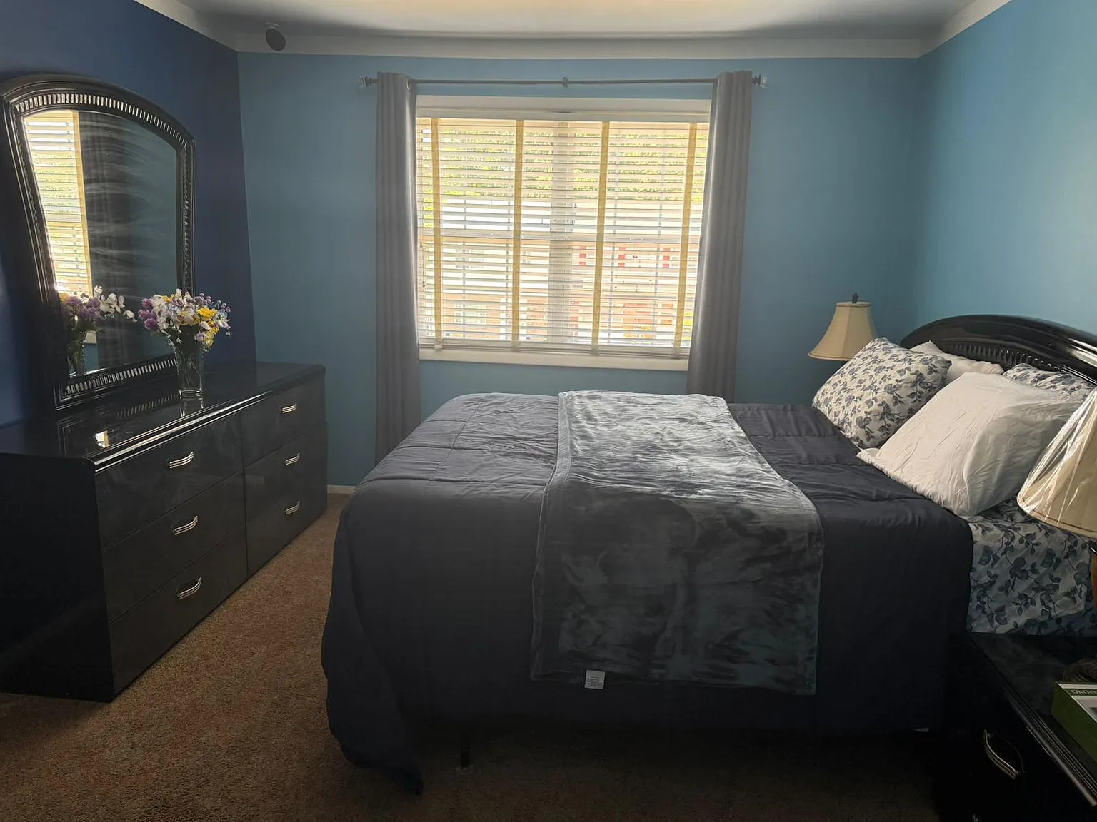 3 bed, 2.5 bath, 1180 sqft, $1,000 — Photo 3
