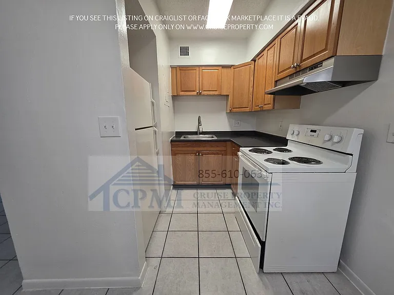 610 NE 1st Ave Ft. Lauderdale, FL 33304 — Photo 17