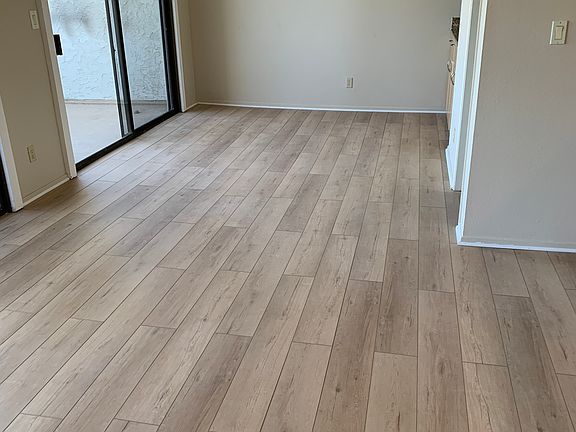 Den plus 1/2 bath off living room