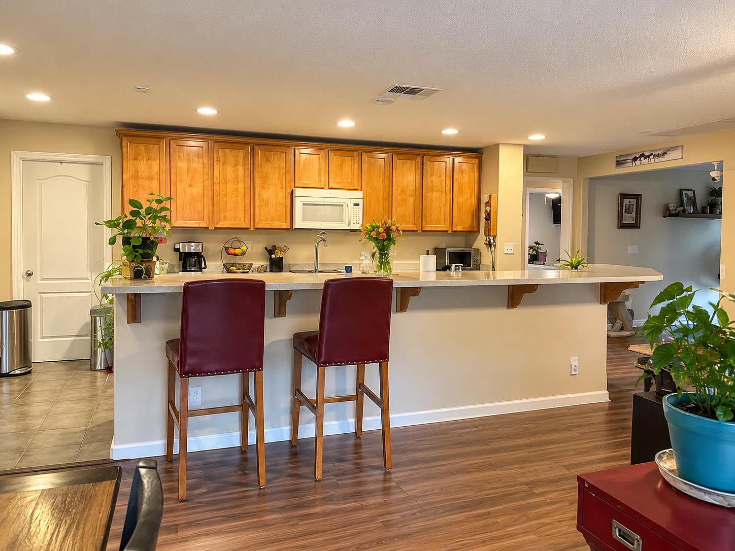 1658 Campos Avenue - Unit 1 — Photo 3