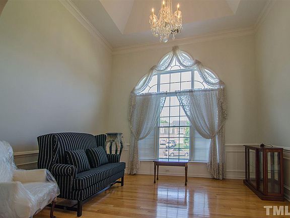 5th image of 2 Lynnwood Valley Ct