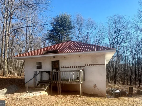 2581 S Mountain Rd, Port Matilda, PA 16870