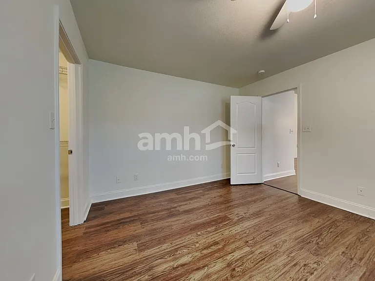 6515 Mission Springs Ln — Photo 11