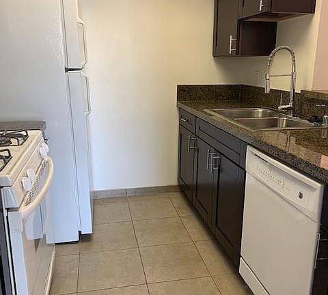 5th image of 805 S Wooster St APT 203