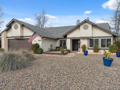 3680 Wasatch Dr, Redding, CA, 96001