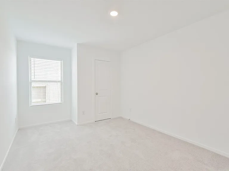 18562 Cepagatti Dr — Photo 16