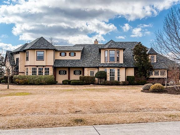 3rd image of 660 Palomino Dr