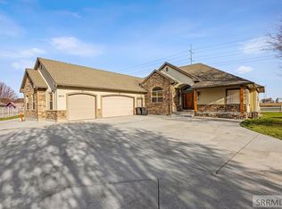 2917 Woodbridge Dr, Idaho Falls, ID 83401