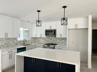 1612 Coriander Dr APT A, Costa Mesa, CA 92626
