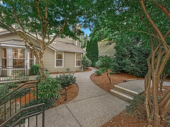 3480 Summerlinn Dr, West Linn, OR 97068