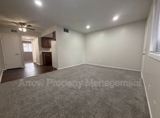 2338 Lynn St #1, Lincoln, NE 68503