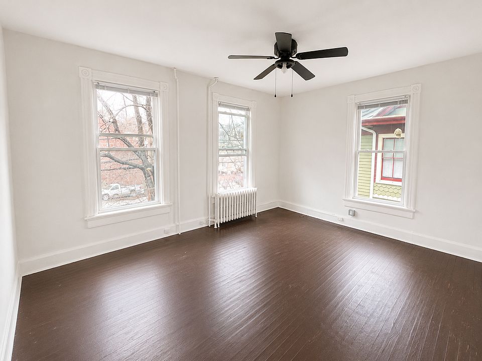 1st image of 40 N Chestnut St #26