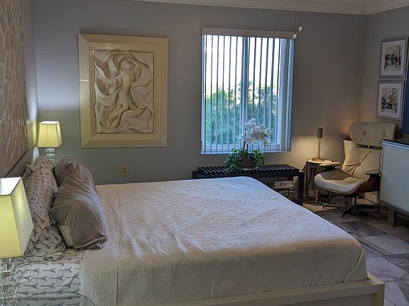 4th image of 17404 N 99TH Avenue #209