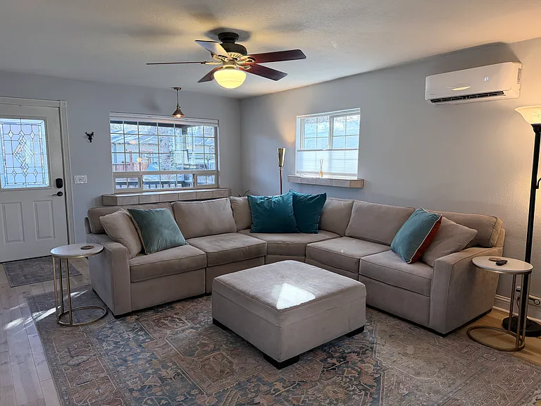 313 NW Riverfront St #1 — Photo 9