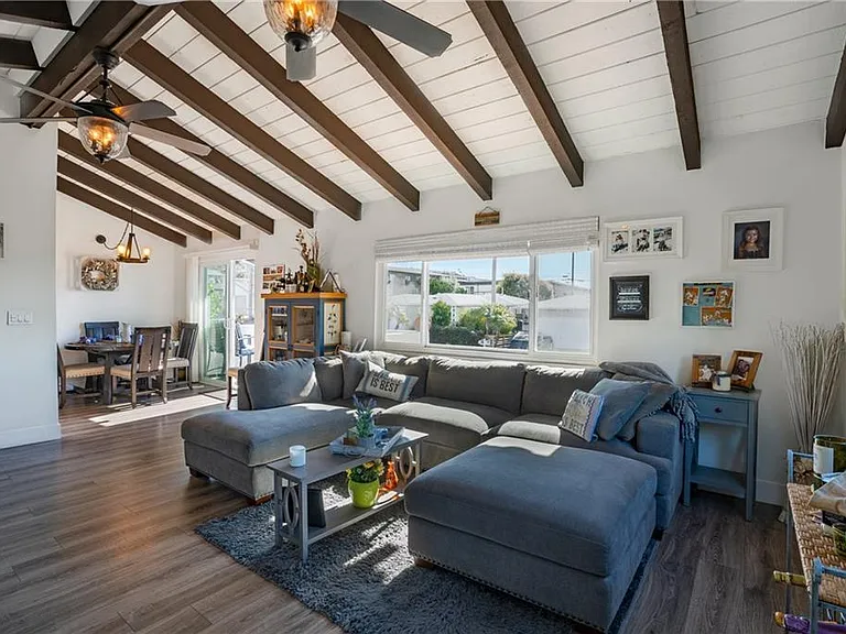 236 Avenida Serra #A — Photo 6