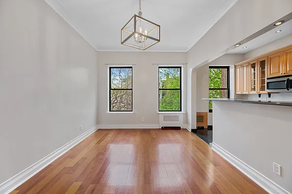 Rented by REAL New York | media 20