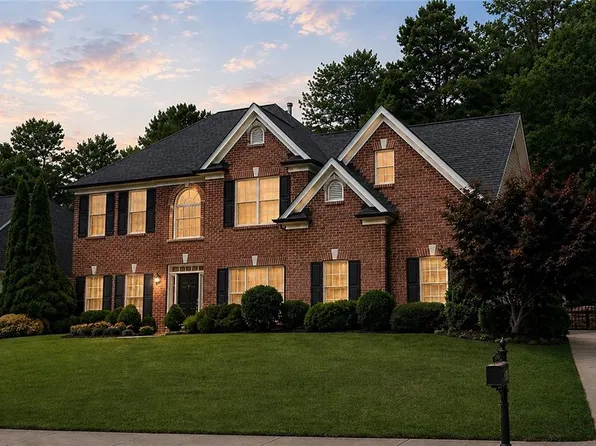 1025 Fairview Club Cir, Dacula, GA 30019