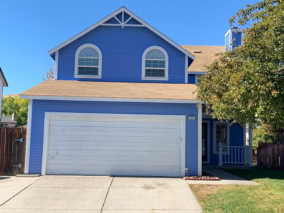 1st image of 2532 Pinebrook Dr
