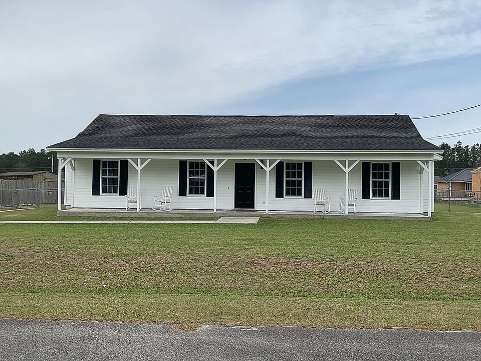 1st image of 3572 Meadowdale Dr
