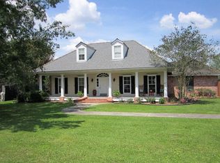 2212 Belle Ruelle St, New Iberia, LA 70563
