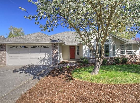 2nd image of 2429 Meadowcreek Dr