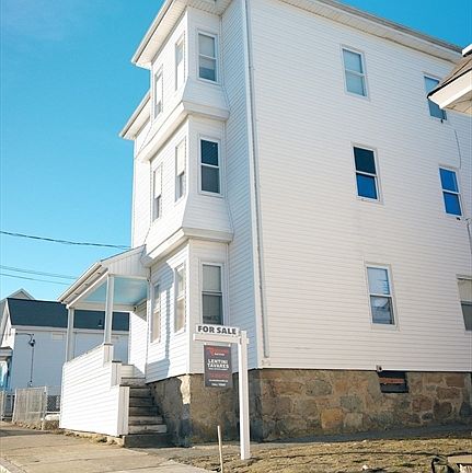 3rd image of 582 Cambridge St