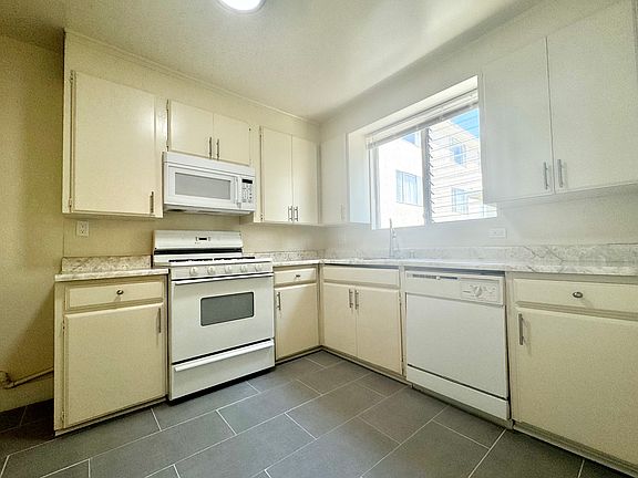 2nd image of 1540 N Laurel Ave APT 27
