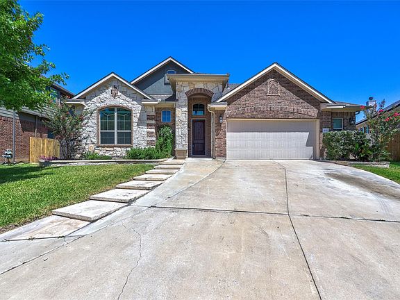 2nd image of 409 Betony Loop