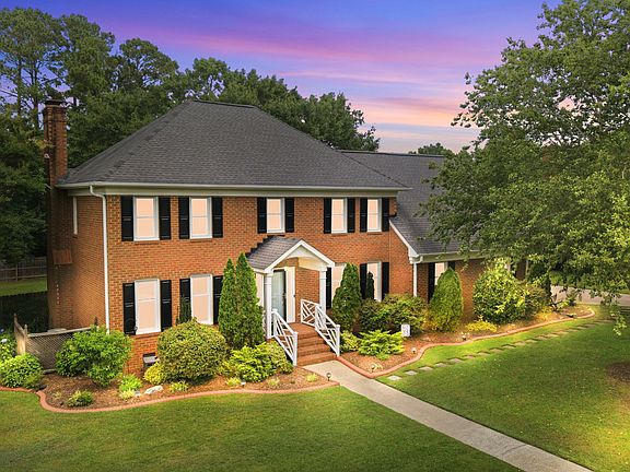 2nd image of 105 Christina Drive
