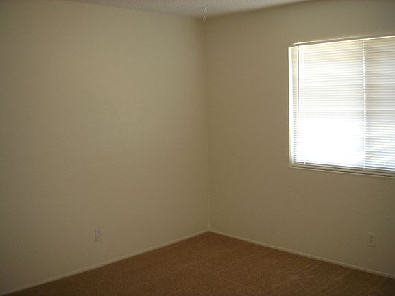 5th image of 34889 Winchester Pl
