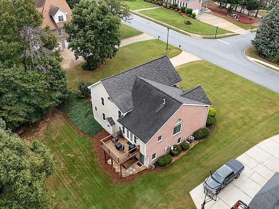 4th image of 3073 Virginia Pl
