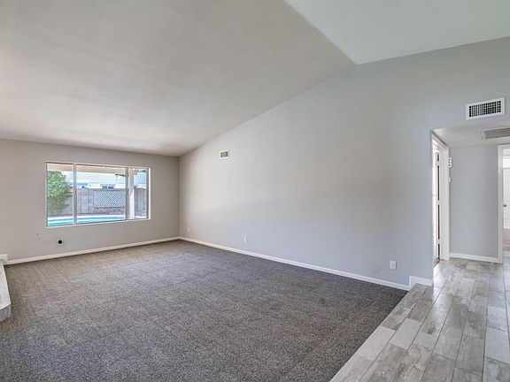 5th image of 4615 N 100th Dr