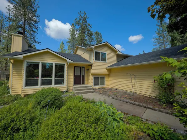 16829 N Wylie Dr, Nine Mile Falls, WA 99026