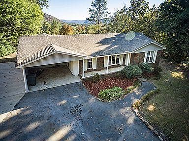 1st image of 148 Parsons Dr SE