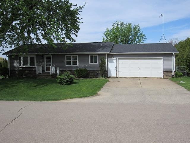 1st image of 21121 Western Dr