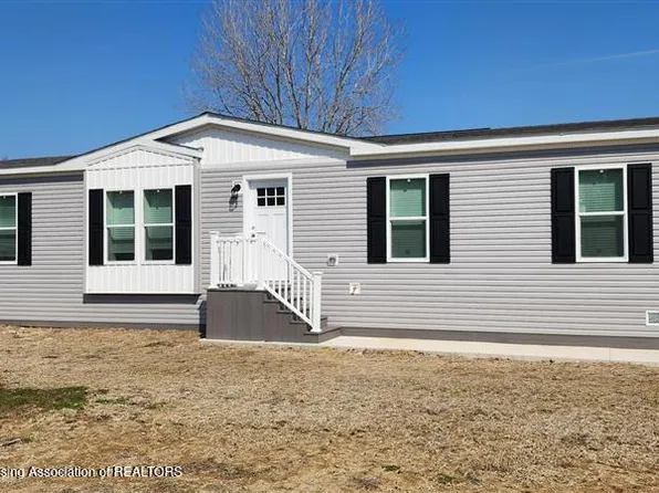 984 Tyler Dr #68, Eaton Rapids, MI 48827