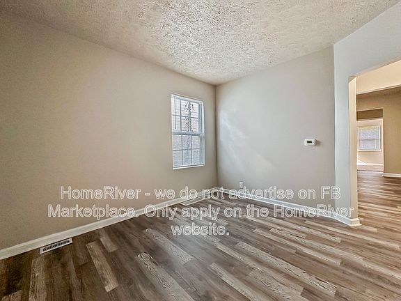 5th image of 832 S 38th St