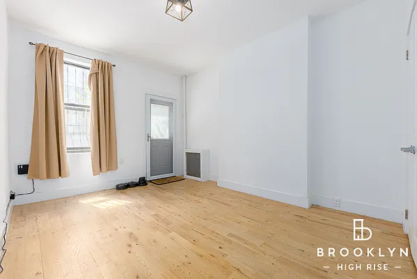 Rented by Brooklyn High Rise LLC | media 7