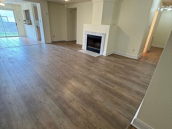 2nd image of 10738 Vollmer Ln