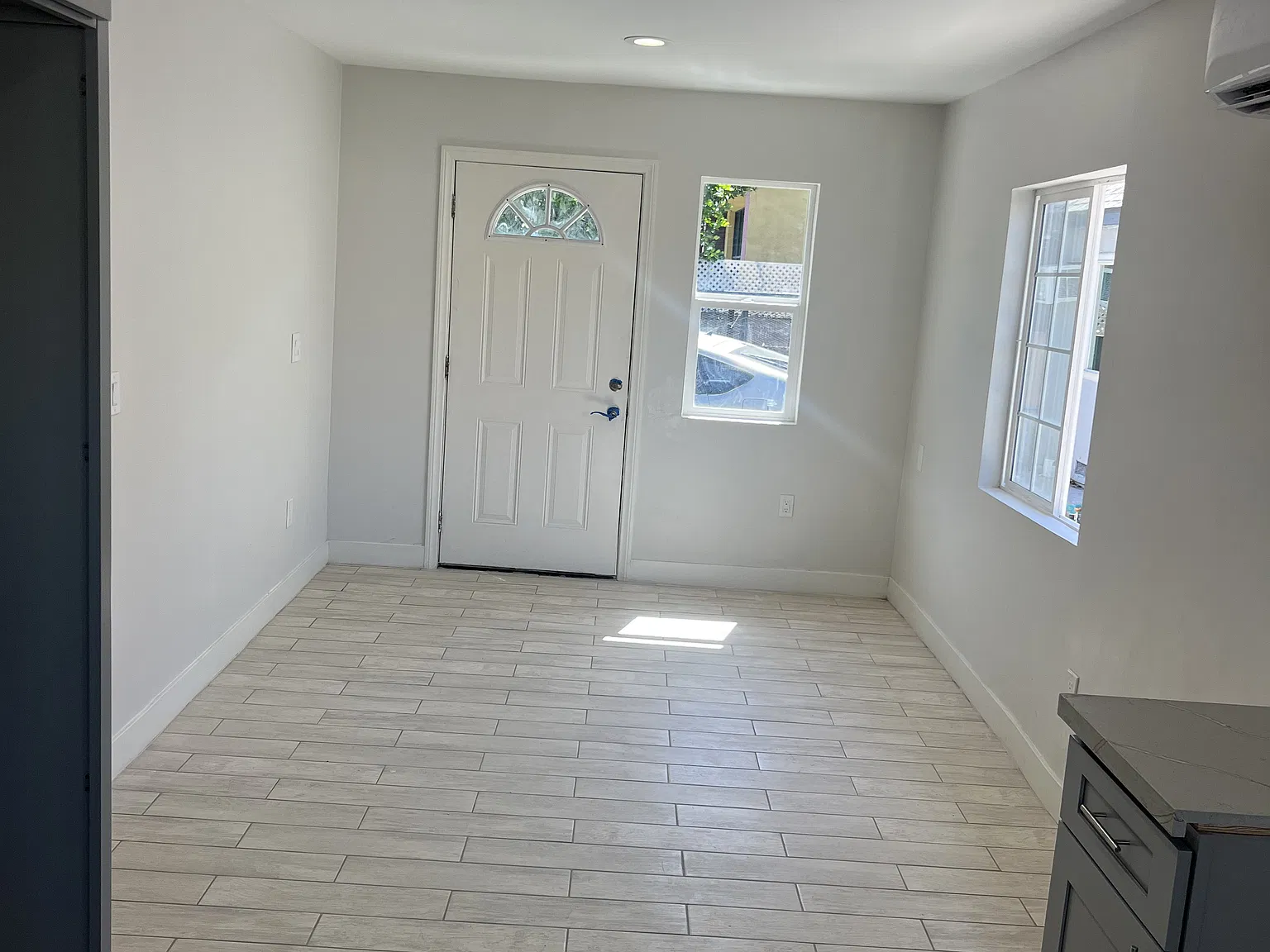 2 bed, 660 sqft, $2,750 — Photo 4