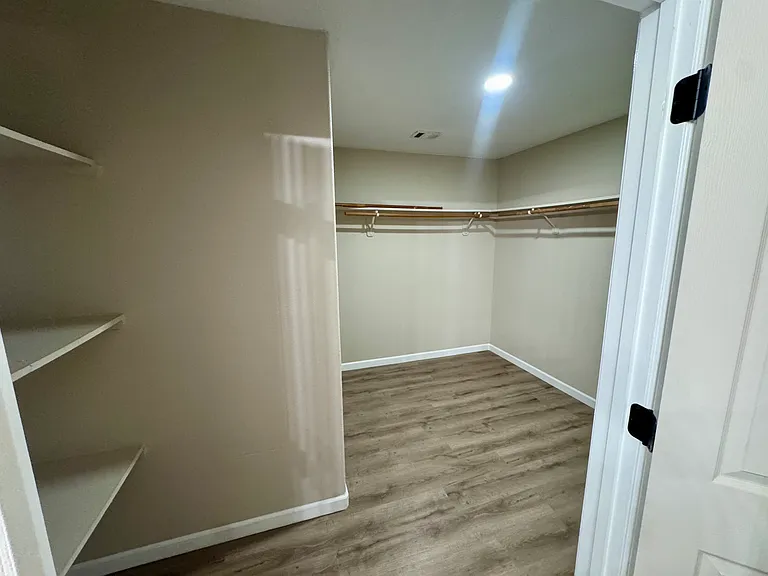 704 Lassen Ave — Photo 19