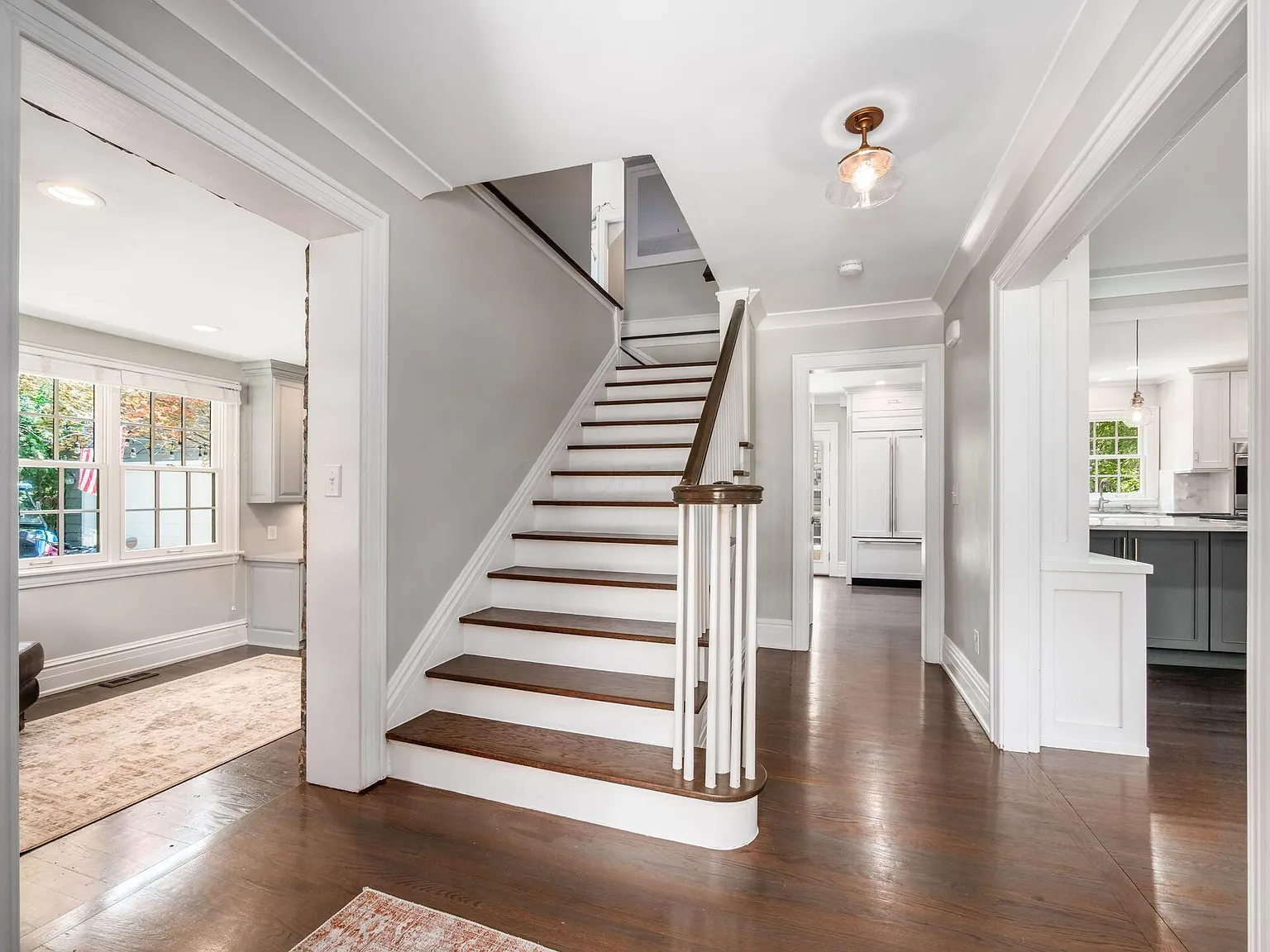 4 bed, 5.0 bath, 3500 sqft, $10,000 — Photo 4