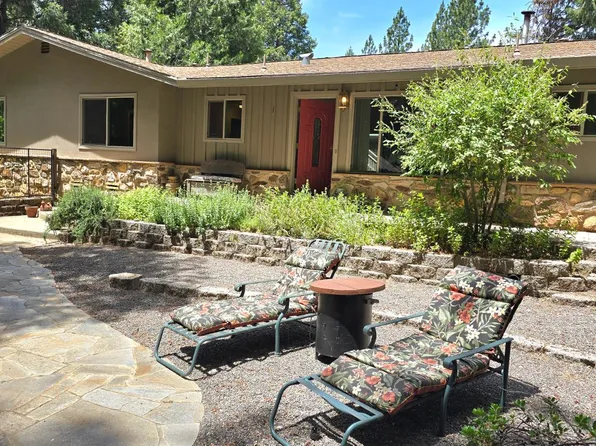 2254 Cable Rd, Camino, CA 95709