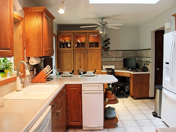 4th image of 13480 Woodland Ct