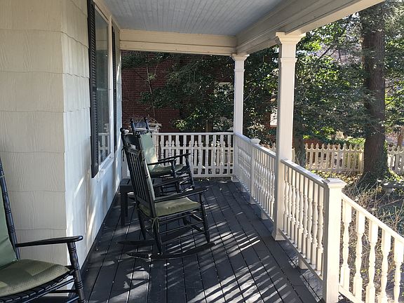 2nd image of 1104 Quincy St